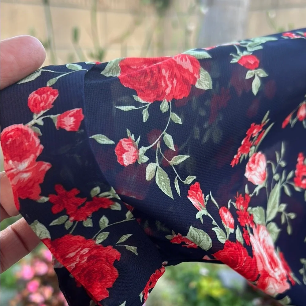 Floral Sheer Kimono Jacket - Red and Black - Picture 4 of 9